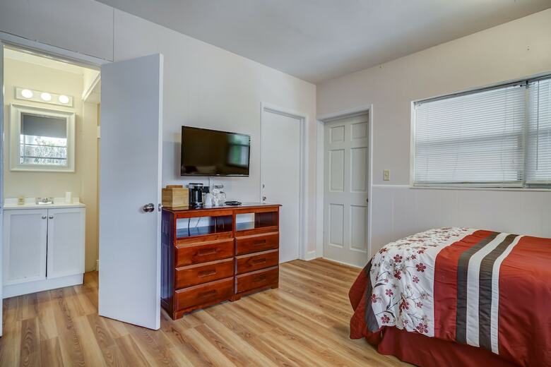 Hotel Sea Steps Suites