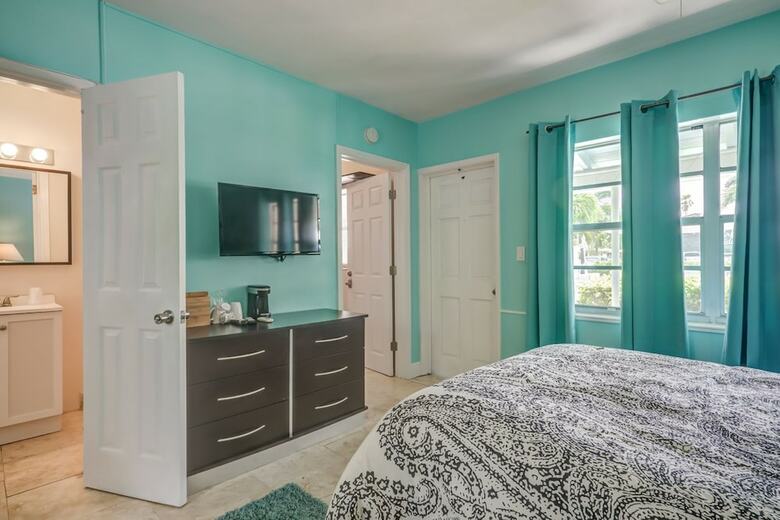 Hotel Sea Steps Suites