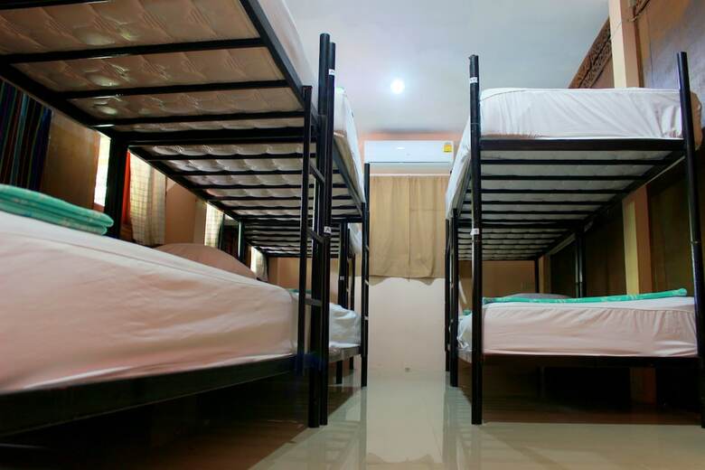 Hostal Love Station Hostel