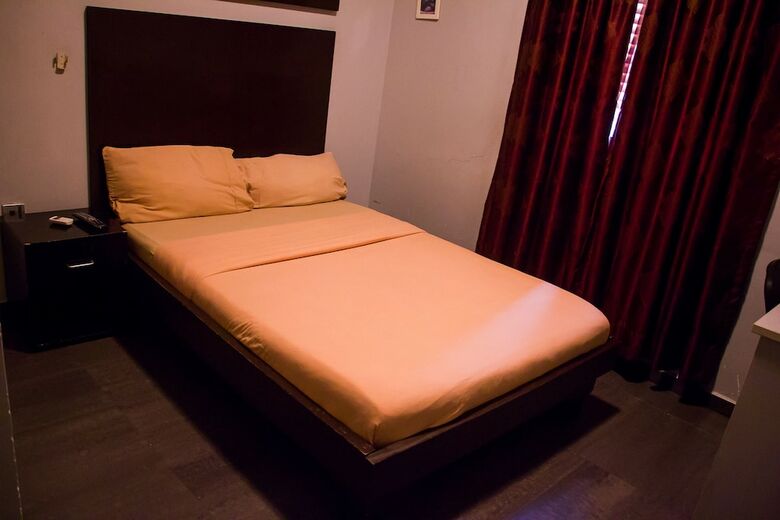 Hotel Precinct Comfort Services, Ikoyi