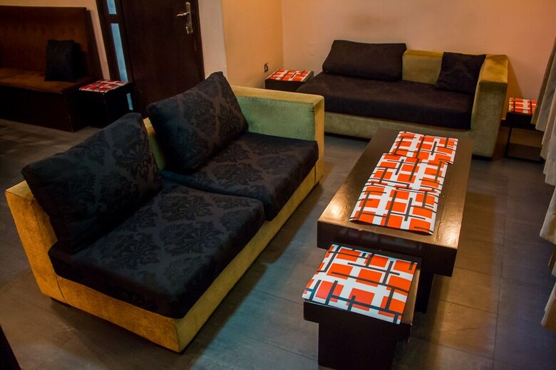 Hotel Precinct Comfort Services, Ikoyi