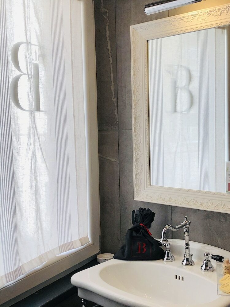 Saint B Boutique Hotel Stb