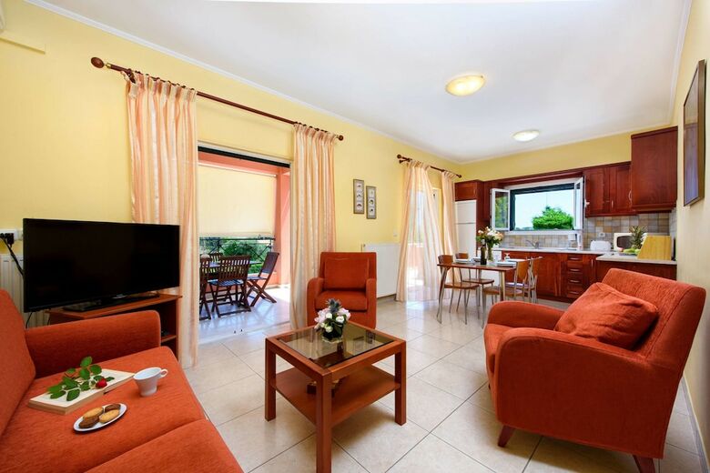 Il Tesori Dassia Villas