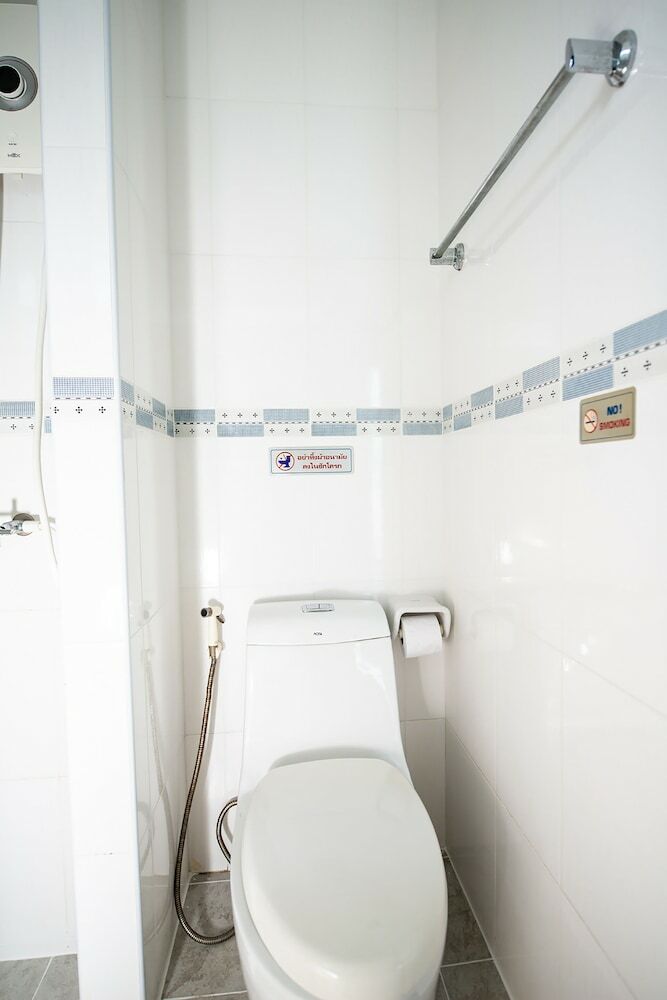 Hotel Oyo 355 Shyne Place