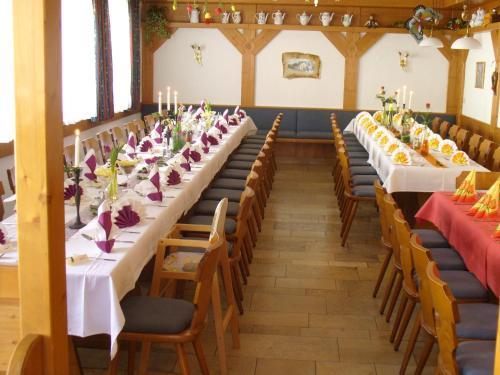 Hostal Gasthof Zum Brunnen