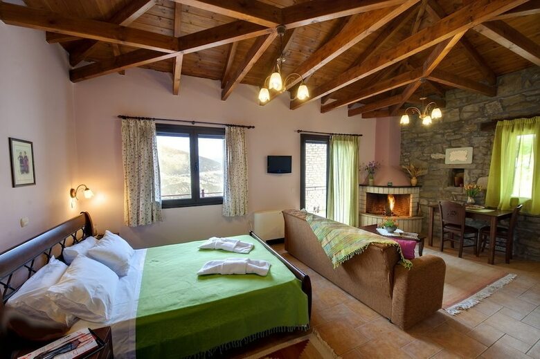 Aparthotel Spitakia Ifigenias