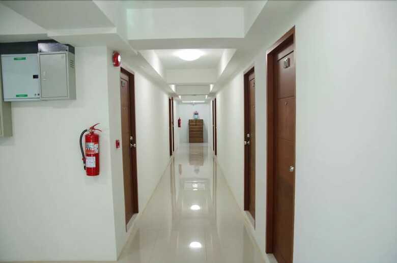 Hotel Tongprasit Place