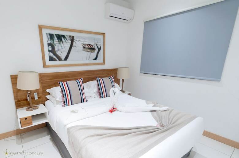 Villa Latitude Luxury Beachfront Complex
