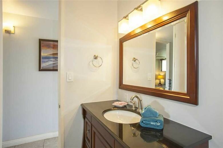 Maui Parkshore 306 - 2 Br Condo