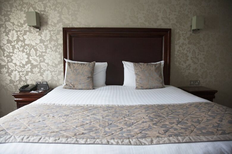 Shendish Manor Hotel & Golf Course