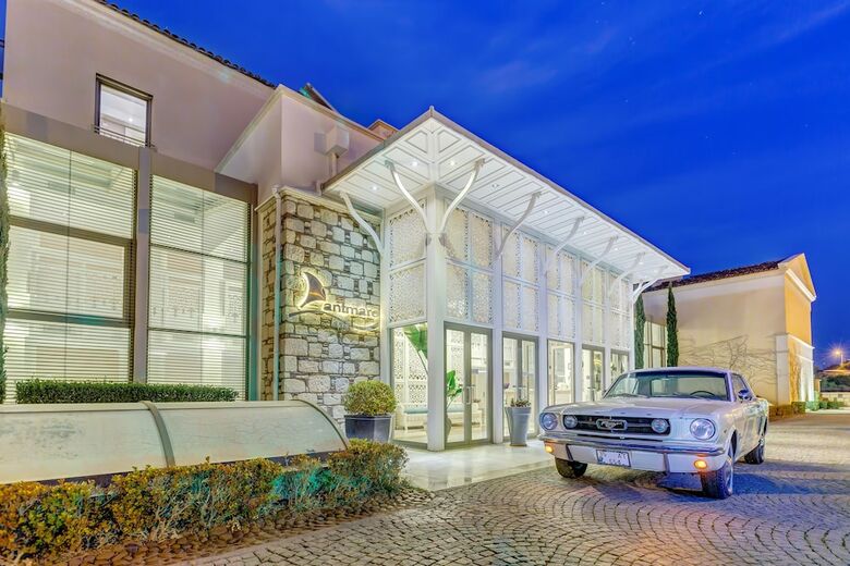 Antmare Hotel