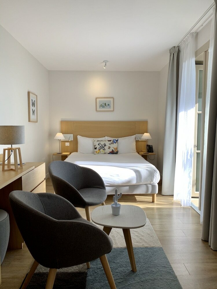 Hotel H�tel La Villa Douce