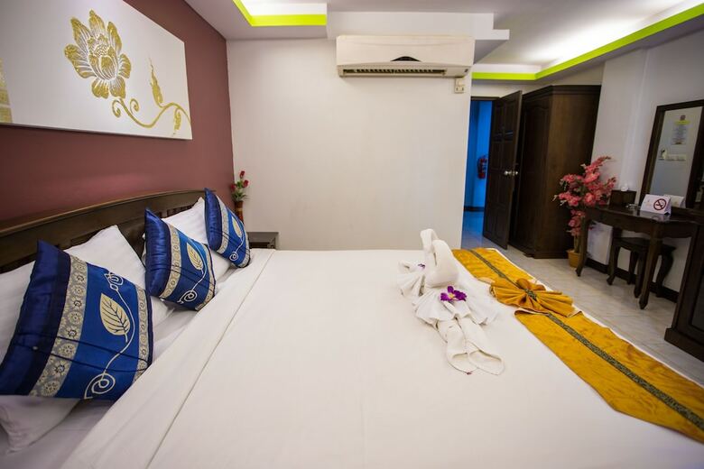 Luxur Boutique Hotel Patong