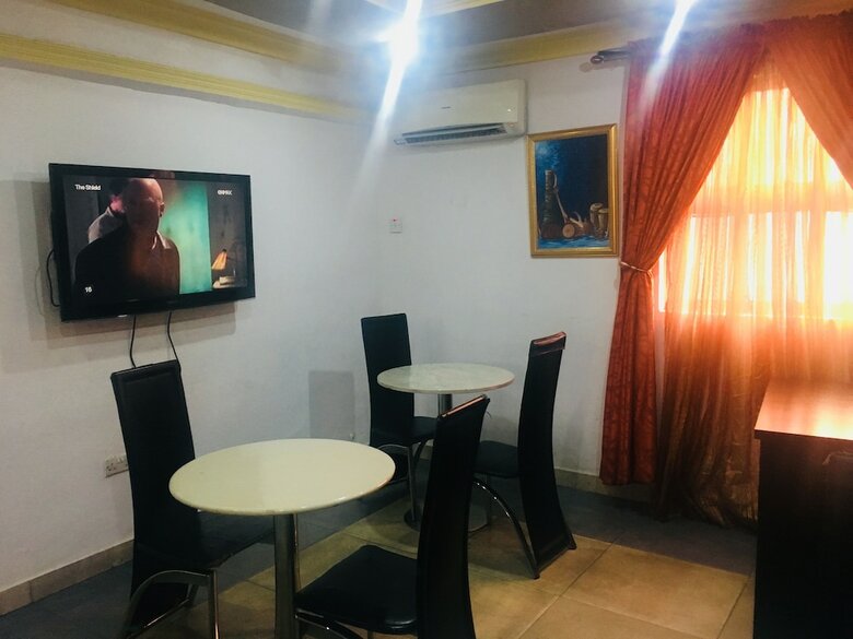 Sylva Link Hotel Ltd