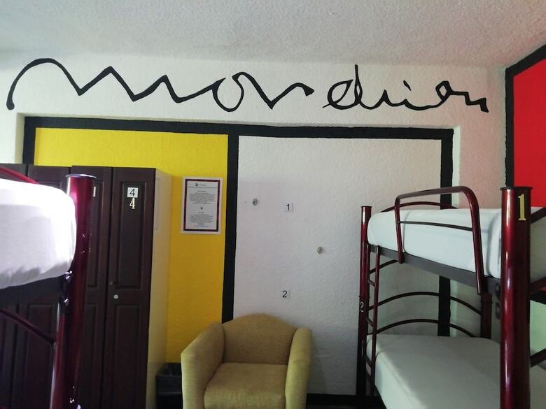 Hostal Nirvana Hostel Cancun Hotel Zone
