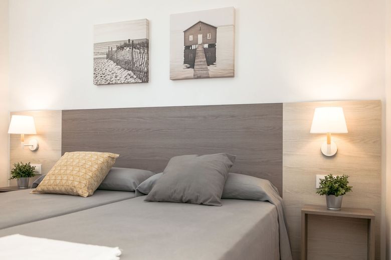 Rv Hotels Apartamentos Benelux