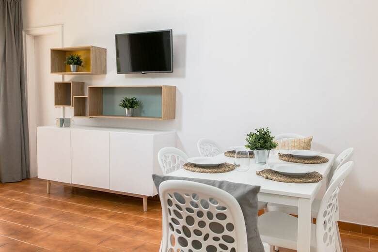 Rv Hotels Apartamentos Benelux