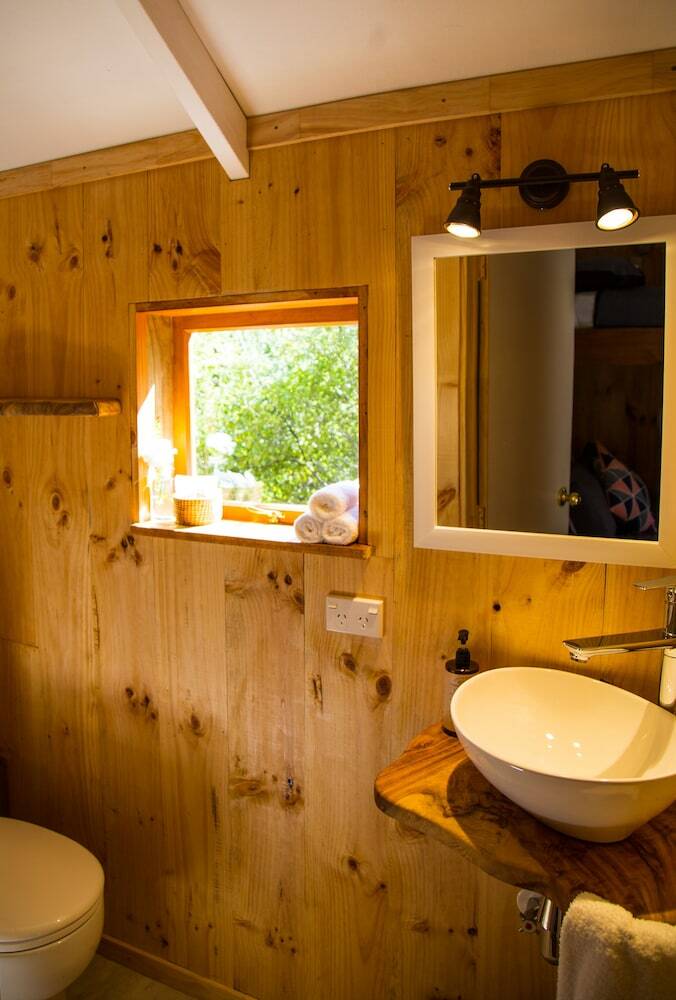 Hotel Hush Boutique Accommodation