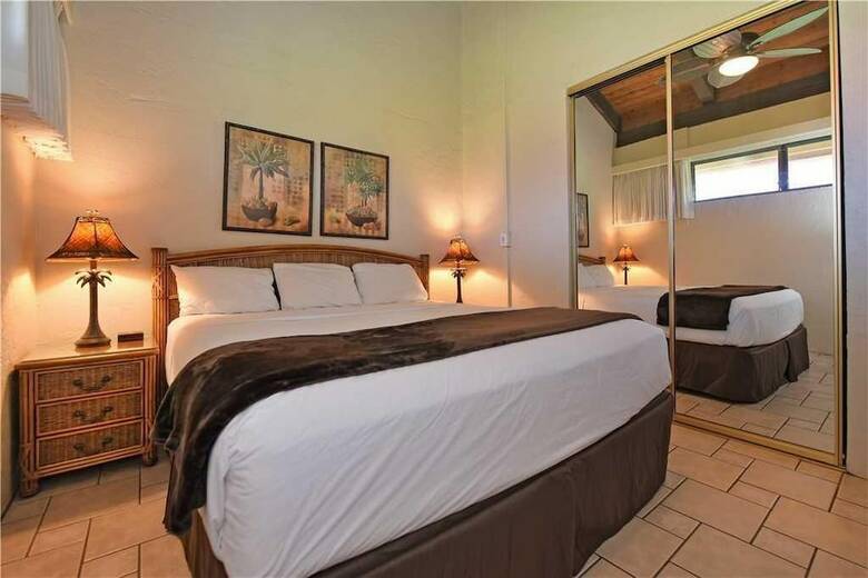 Papakea #e401 - 2 Br Condo