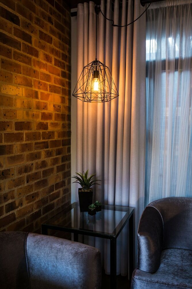 Hotel Grey Manor Guesthouse