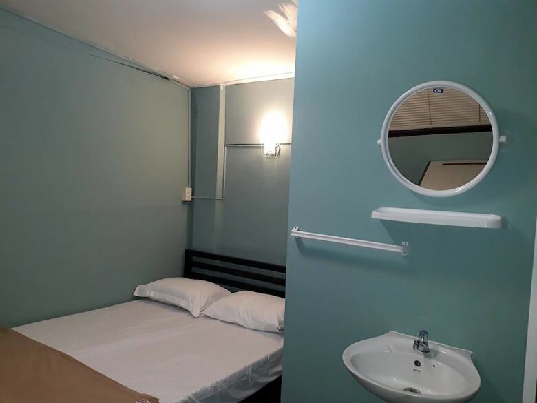 Hostal Red Lips Hostel