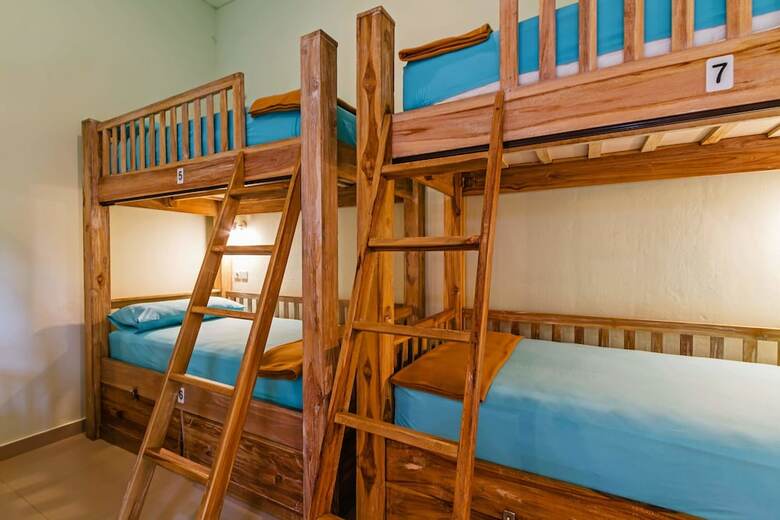 Hostal Lembongan Hostel