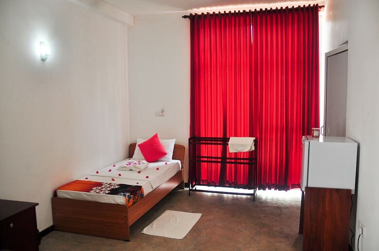 Hotel Sea Breeze
