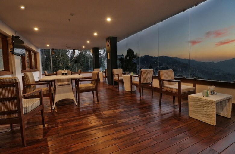 Hotel Pine Tree Spa And Resorts