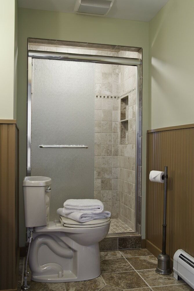 Golden Stage Inn Bed And Breakfast