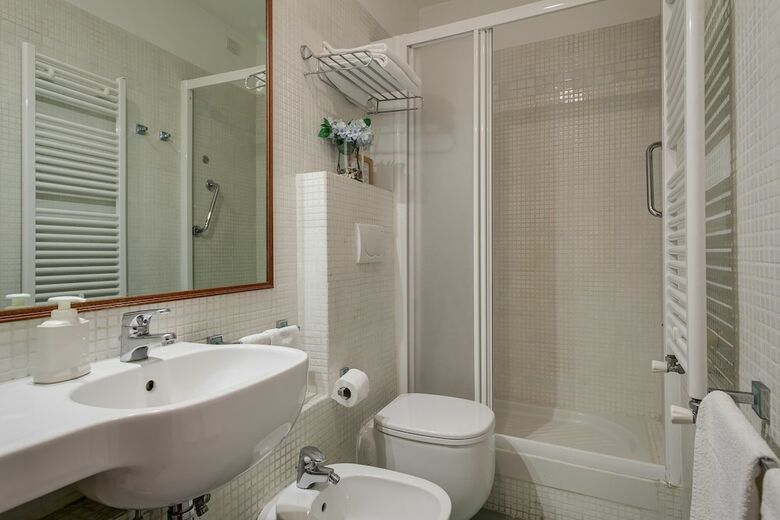 Navona Inn Apartments