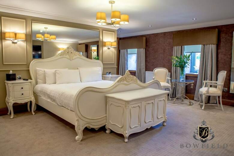 Bowfield Hotel & Country Club