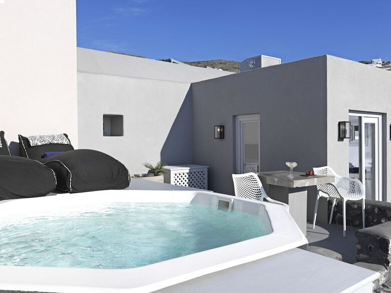 Hotel Elysian Santorini