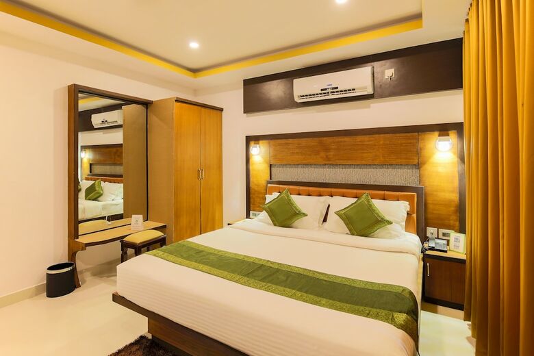 Hotel Treebo Tryst Palmyra Grand Suite