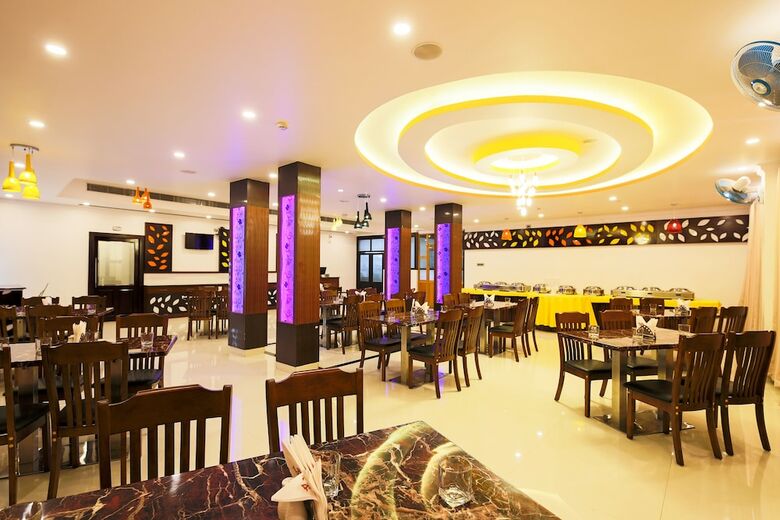 Hotel Treebo Tryst Palmyra Grand Suite