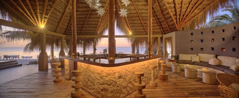 Hotel Azura Benguerra Island