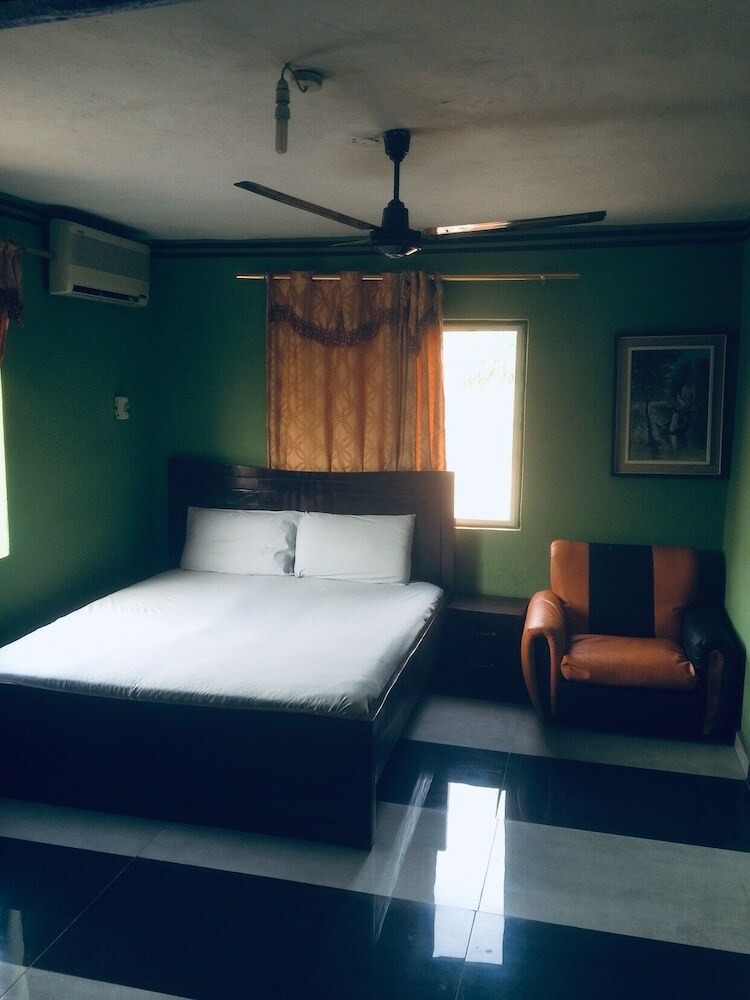 Open Space Hotel Kumasi