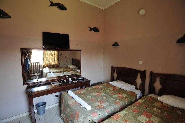 Posada Premier Guest Lodge
