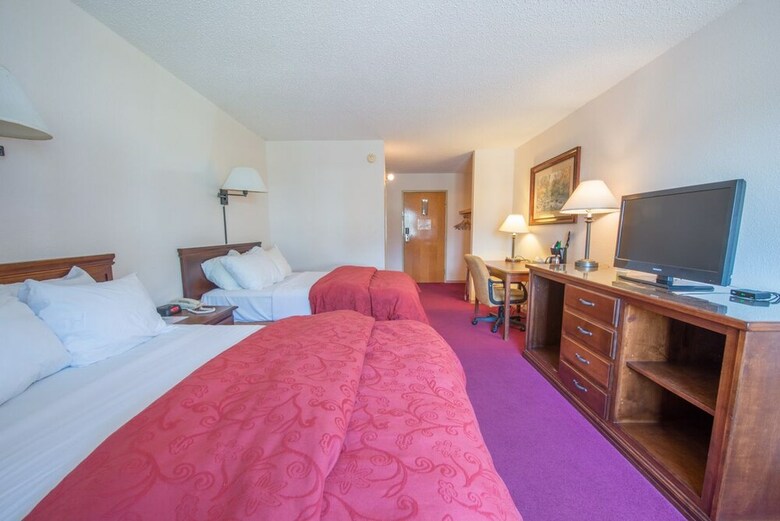 Hotel Pictured Rocks Inn & Suites