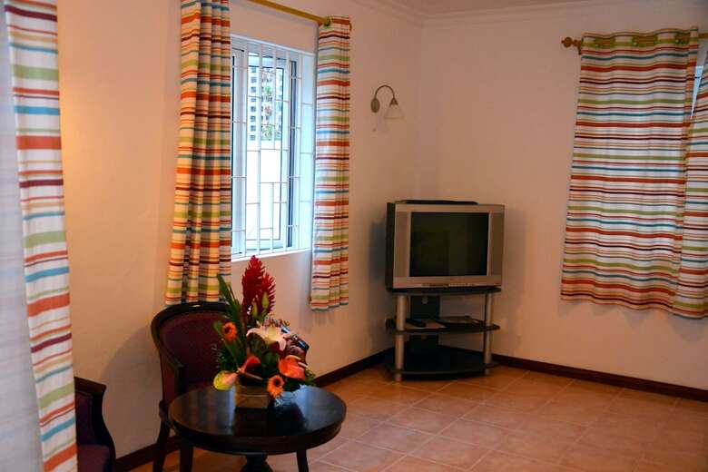 Apartamentos La Pointe Villas
