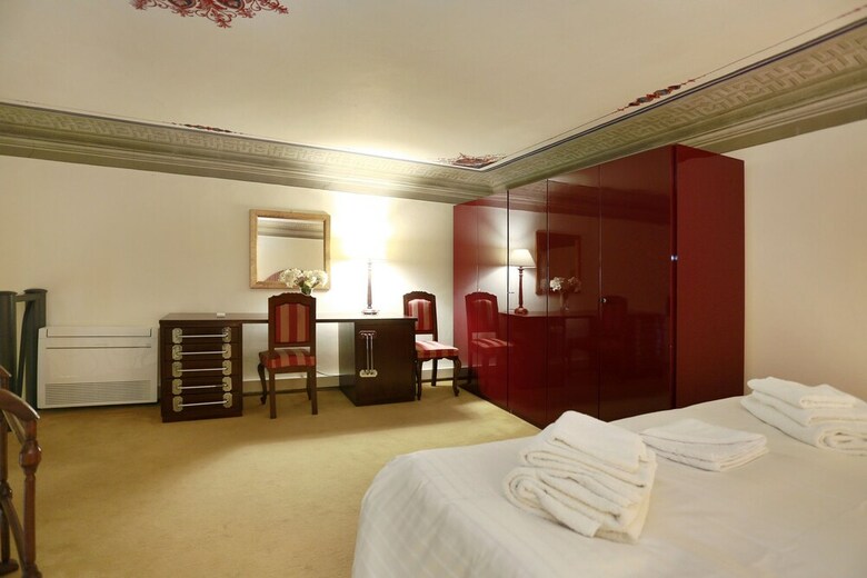 Apartamento Via Santo Spirito 6
