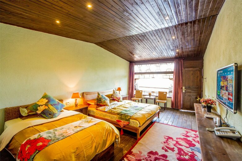 Hotel Lijiang Taoyuan Inn