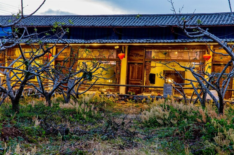 Hotel Lijiang Taoyuan Inn