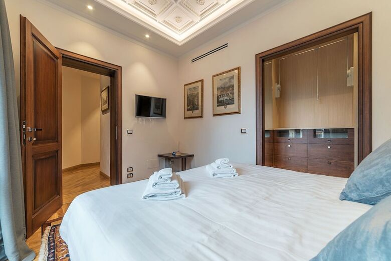 Novecento Apartments