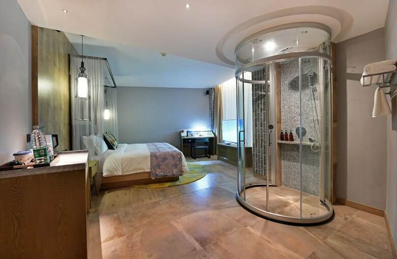 Mehood Lestie Hotel