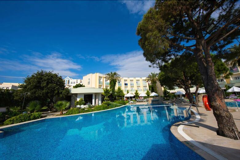 Royal Palm Beach Hotel - All Inclusive