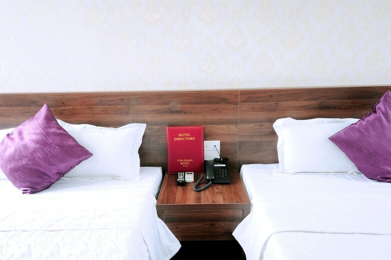 Van Giang Hotel