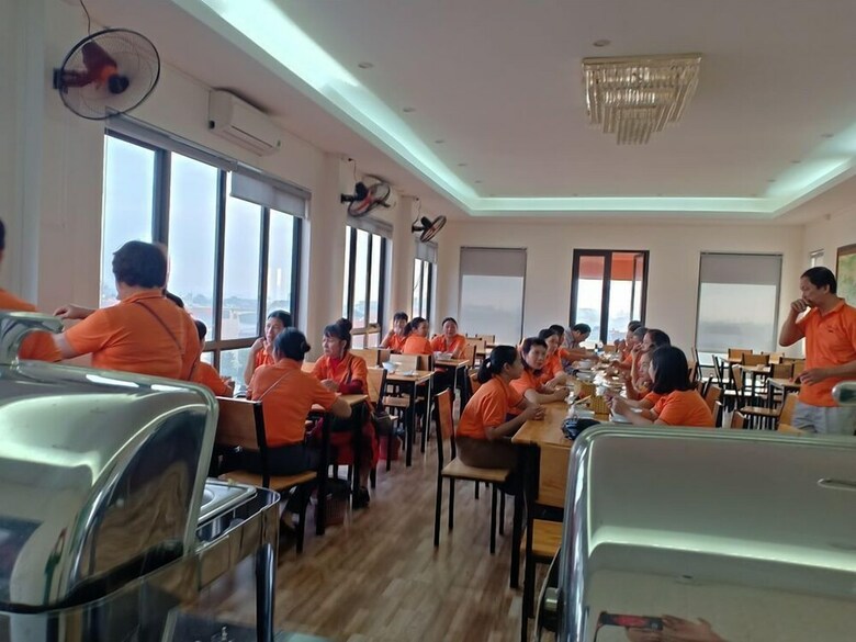 Van Giang Hotel