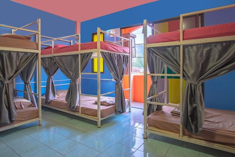 Hostal Oyo 586 I Hostel
