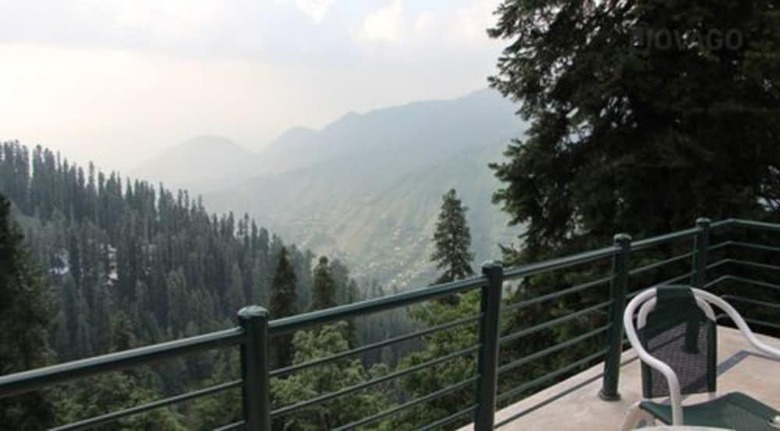 Summer Retreat Hotel