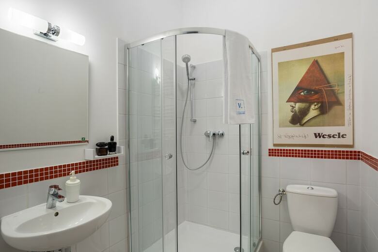 Hostal Vava Hostel